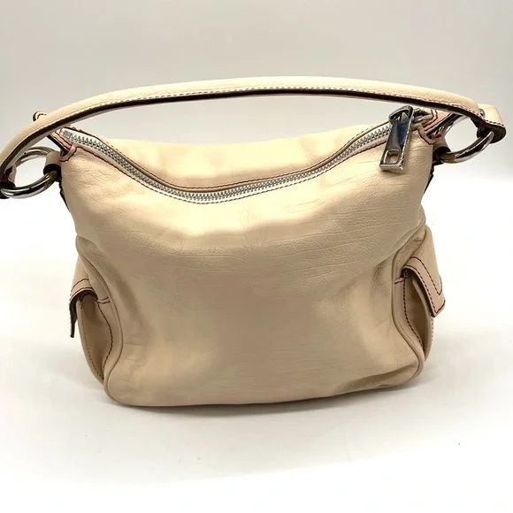 Marc Jacobs Cream Shoulder Bag with Slouchy Design - Picture 2 of 4
